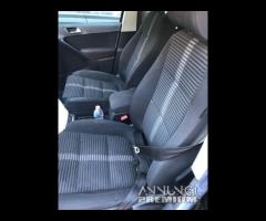 TAPPEZZERIA Sedili Volkswagen Tiguan 2011