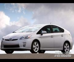 Toyota prius hybrid 2010 ricambi