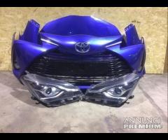 Toyota yaris hibrid 2017 ricambi