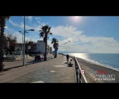 Capo d'Orlando ampio appartamento con posto auto