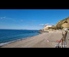 Capo d'Orlando ampio appartamento con posto auto - 9