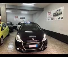 Peugeot 208 1.2 benzina Allure tagliandata 2017 - 18