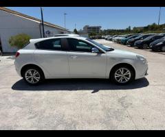 Alfa Romeo Giulietta 1.6 JTDm-2 105 CV Distinctive