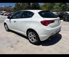 Alfa Romeo Giulietta 1.6 JTDm-2 105 CV Distinctive