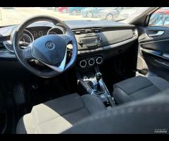 Alfa Romeo Giulietta 1.6 JTDm-2 105 CV Distinctive - 7