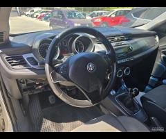 Alfa Romeo Giulietta 2.0 JTDm-2 170 CV Distinctive - 6