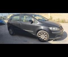 Ricambi VW Golf Plus 1.9 D del 2007 motore BXE