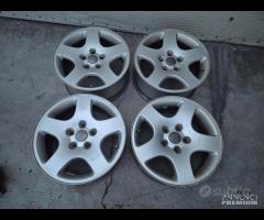 Cerchi In Lega Da 16" Per Audi A5 B5