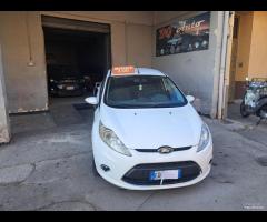 Ford Fiesta 1.4 GPL Titanium 2010 unico prop