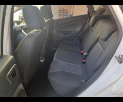 Ford Fiesta 1.4 GPL Titanium 2010 unico prop - 18
