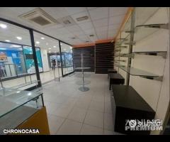 Negozio/Bottega pressi Centro Commerciale - 11