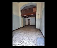 Deposito ad una luce zona centrale
