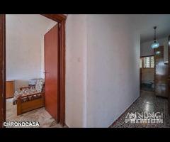 Via Osservatorio, pressi Regina Margherita, 4 vani - 23