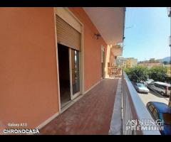 Ampio e luminoso quadrilocale centro Patti - 6