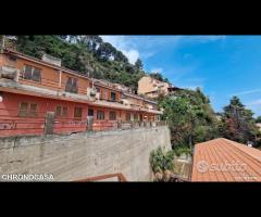 Bivani Acqualadrone con garage mq 27