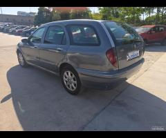 Lancia Lybra 1.9 JTD cat Station Wagon LX