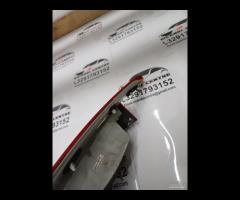 FANALE STOP POSTER. DX INTEGRATO JAGUAR XF 2019 (X - 9