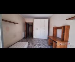 Pressi v.Europa, trivani e servizi con ampio - 7