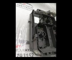 CENTRALINA SCATOLA DEI FUSIBILI OPEL ASTRA 2016 39 - 18