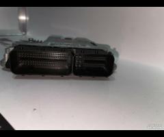 CENTRALINA MOTORE ECU BMW F20 8573260 0281019683 1