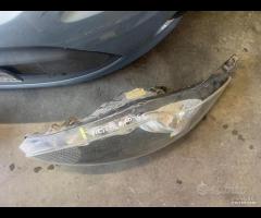 Musata - Frontale completo Ford Fiesta 2010