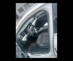 Mercedes classe e w213 654920 demolita per ricambi