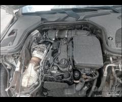 Mercedes classe e w213 654920 demolita per ricambi