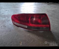 Stop Posteriore Sinistro Per Chrysler Stratus Cabr