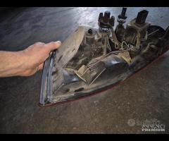 Stop Posteriore Sinistro Per Chrysler Stratus Cabr - 9