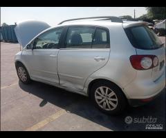 golf 5 plus 1.6 benzina BSE demolita per ricambi - 6