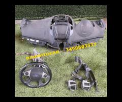 Ford Kuga 2013 Ricambi parte anteriore