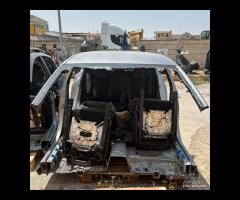 Ricambi Peugeot 308 2025 Scocca lato anteriore