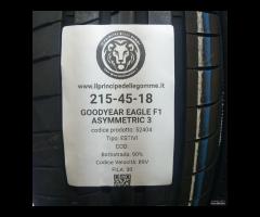 2 GOMME 215 45 18 GOODYEAR A52404