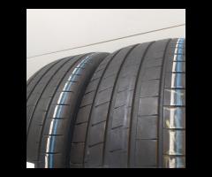 2 GOMME 235 40 19 GOODYEAR A52394