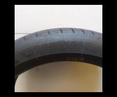 2 GOMME 235 40 19 GOODYEAR A52394