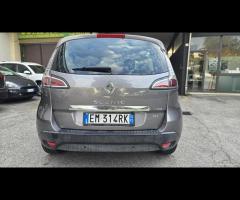 Renault Scenic Scénic XMod 1.6 dCi 130CV St - 22