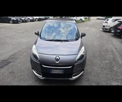Renault Scenic Scénic XMod 1.6 dCi 130CV St - 28