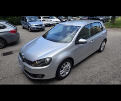 Volkswagen Golf 1.6 TDI 5p. Highline Neopatentati
