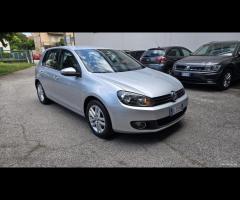 Volkswagen Golf 1.6 TDI 5p. Highline Neopatentati - 6
