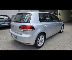 Volkswagen Golf 1.6 TDI 5p. Highline Neopatentati - 8