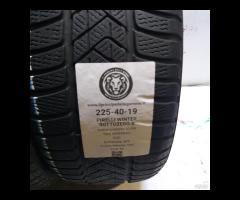 2 GOMME 225 40 19 PIRELLI A52489