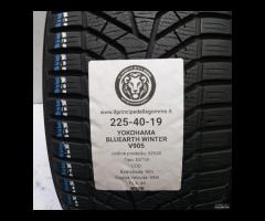 2 GOMME 225 40 19 YOKOHAMA A52520