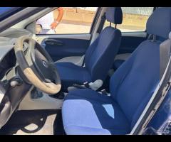 Fiat Punto 1.2i cat 5 porte ELX - 9