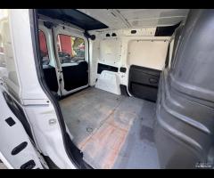 Fiat Doblò 1.6 120CV 3 posti tetto apribile - 16