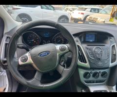 Ford Focus 1.0 EcoBoost 125 CV tagliando - 12