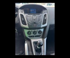 Ford Focus 1.0 EcoBoost 125 CV tagliando - 14