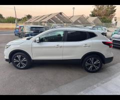 Nissan Qashqai 1.5 dCi N-Connecta tetto 360 metall - 6