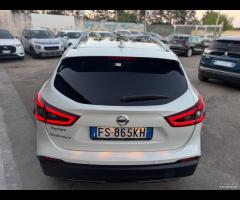 Nissan Qashqai 1.5 dCi N-Connecta tetto 360 metall - 8