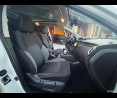 Nissan Qashqai 1.5 dCi N-Connecta tetto 360 metall - 16