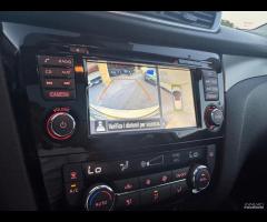 Nissan Qashqai 1.5 dCi N-Connecta tetto 360 metall - 18